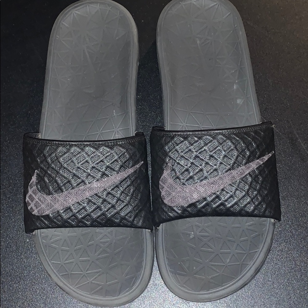nike slides